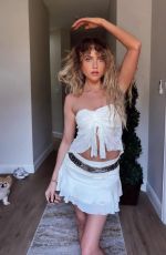 ANNE WINTERS - Instagram Photos 11/15/2025