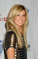 ASHLEY TISDALE at 75th Annual Hollywood Christmas Parade 11/26/2008