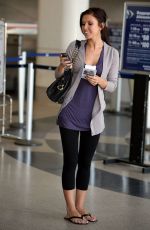 AUDRINA PATRIDGE Arrives at Los Angeles International Airport 09/10/2007