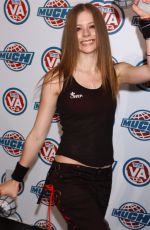 AVRIL LAVIGNE a tMuch Music Video Awards MMVA 06/22/2003