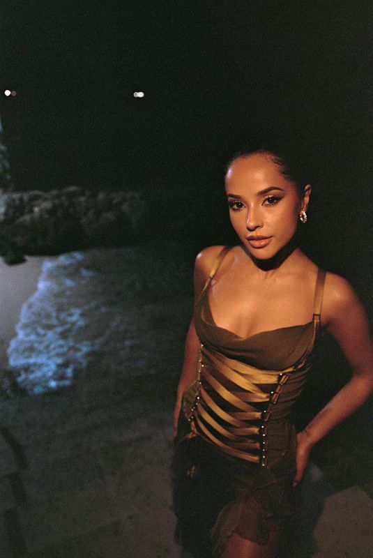 BECKY G at a Photoshoot 11/11/2025
