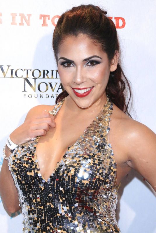CHELSIE FARAH at Babes In Toyland and Bench Warmer Charity Toy Drive in Los Angeles 12/09/2015