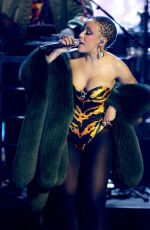 DOJA CAT at 2025 Rock & Roll Hall Of Fame Induction Ceremony 11/08/2025