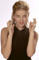 ELISHA CUTHBERT - Lucky Girl Promo Photoshoot 2001