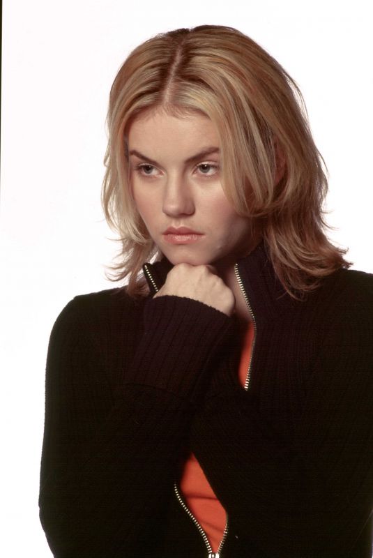 ELISHA CUTHBERT - Lucky Girl Promo Photoshoot 2001
