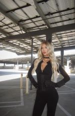 EMILY DOBSON - Instagram Photos 11/01/2025