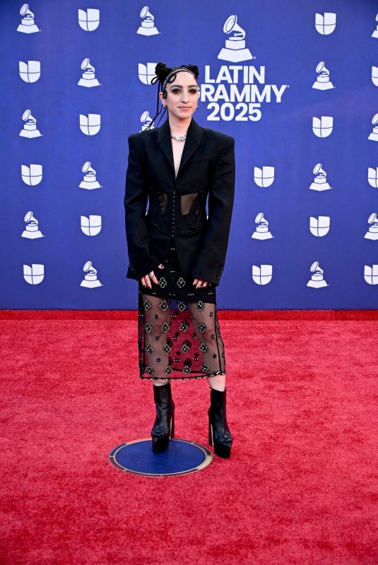 EMILY ESTEFAN at 26th Latin Grammy Awards at MGM Grand Garden Arena in Las Vegas 11/13/2025