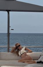 FRIDA AASEN - Instagram Photos 11/15/2025