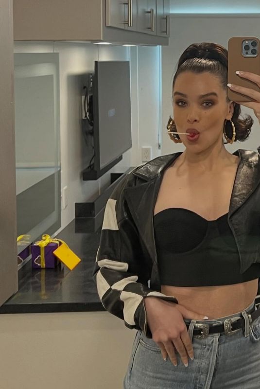 HAILEE STEINFELD - Instagram Photos 10/31/2025