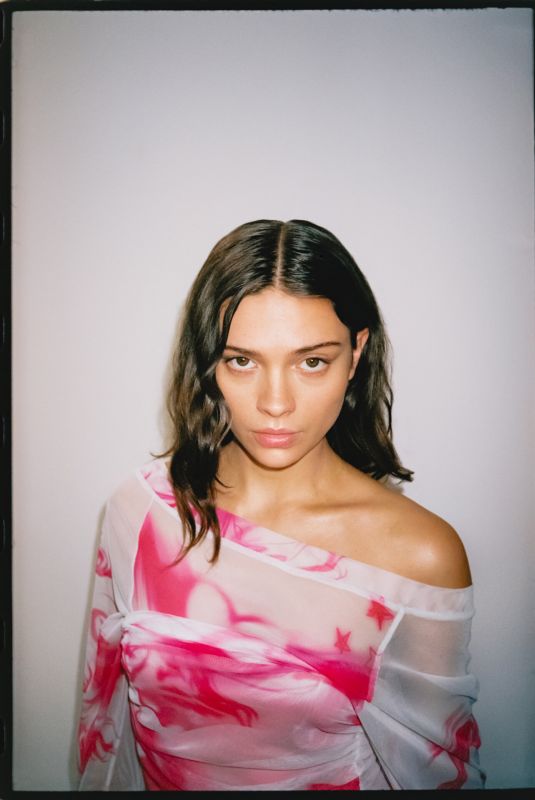 HARRIET HERBIG-MATTEN for Sleek Magazine, September 2024