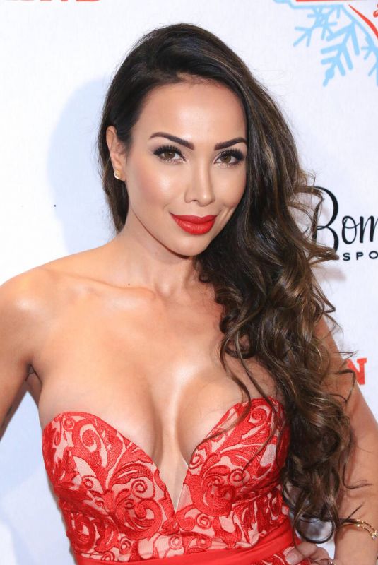 JAMILA SOZAHDAH at Babes In Toyland and Bench Warmer Charity Toy Drive in Los Angeles 12/09/2015