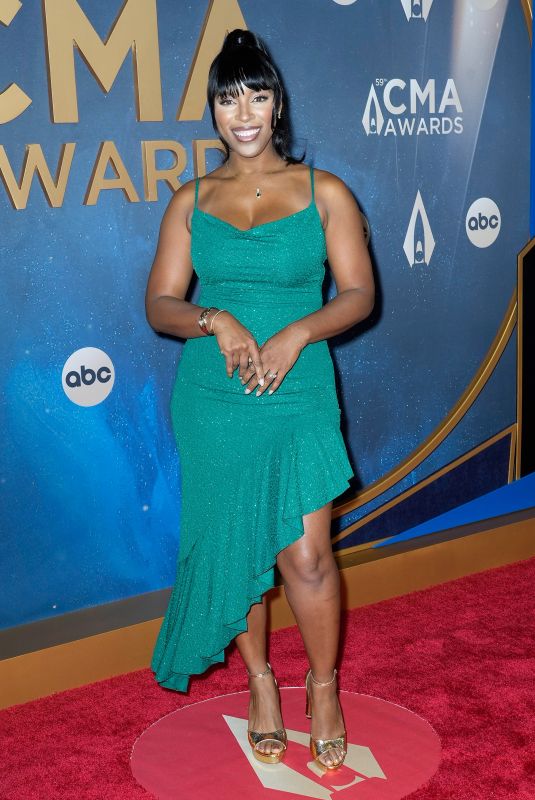 JANINE RUBENSTEIN at 59th Annual CMA Awards in Nashville 11/19/2025