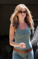 JENNIFER ANISTON Visiting a Friend in Hollywood Hills in Los Angeles 05/08/2008