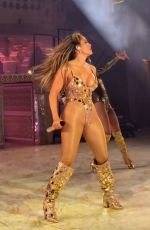 JENNIFER LOPEZ Performs at Netra Mantena Vamsi Gadiraju Udaipur Wedding in Dubai 11/24/2025
