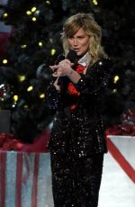 JENNIFER NETTLES at CMA Country Christmas 11/07/2014