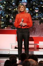JENNIFER NETTLES at CMA Country Christmas 11/10/2011