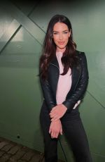 JESSICA LOWNDES - Instagram Photos 11/19/2025