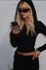 JULIA CAVANAGH - Instagram Photos 11/11/2025