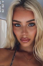 JULIA CAVANAGH - Instagram Photos 11/21/2025