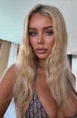 JULIA CAVANAGH - Instagram Photos 11/21/2025