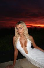 JULIA CAVANAGH - Instagram Photos 11/22/2025
