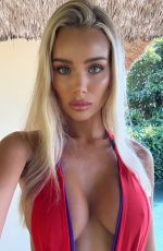 JULIA CAVANAGH - Instagram Photos and Video 11/15/2025