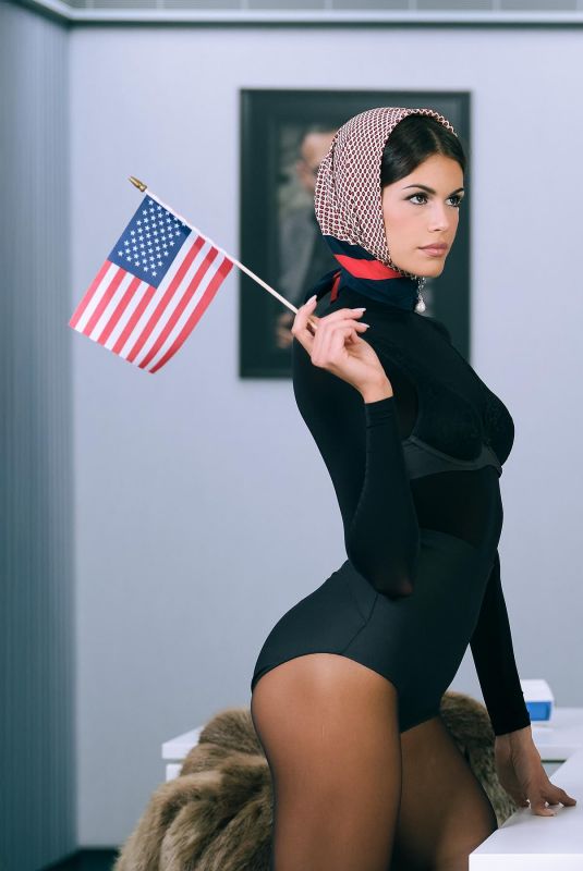 KAIA GERBER - Vas J Morgan Halloween