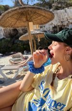 KARI RILEY - Instagram Photos 11/15/2025