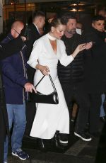 KATE HUDSON Leaves Her Hotel in Paris 11/24/2025