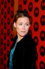 KATHLEEN ROBERTSON at Motorola 6th Anniversary Holiday Party in Los Angeles 12/02/2004