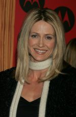 KELLY ROWAN at Motorola 6th Anniversary Holiday Party in Los Angeles 12/02/2004