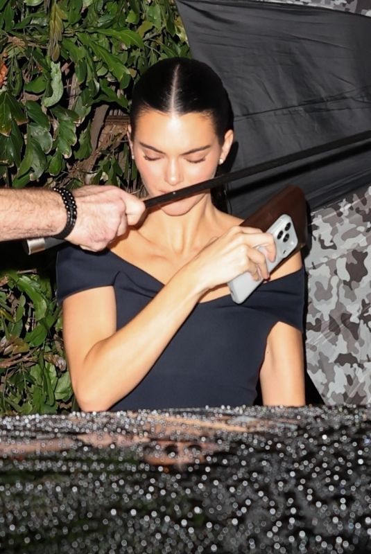 KENDALL JENNER Leaves GQ Men of the Year Party in Los Angeles 13/11/2025