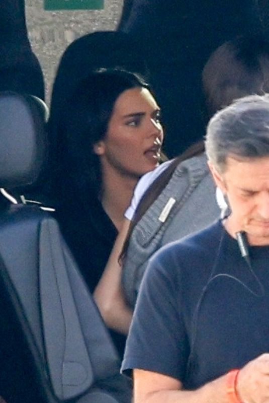 KENDALL JENNER on the Set of a Photoshoot in Pasadena 13/11/2025