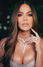 KHLOE KARDASHIAN - Kris Jenner