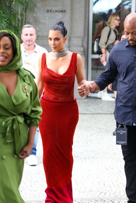 KIM KARDASHIAN Out at Copacabana Palace in Rio de Janeiro 11/11/2025