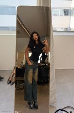 KOMAL ILSANKER - Instagram Photos and Video 11/19/2025