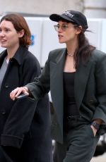 KRISTEN STEWART Out for Lunch at Gjelina Restaurant in New York 11/18/2025