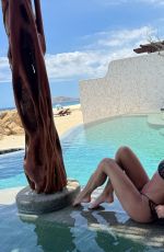KRISTIN CAVALLARI - Instagram Photos 11/15/2025