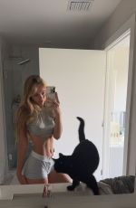 KYLA DODDS - Instagram Photos 11/08/2025