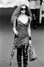 LAETITIA CASTA at D&G Fall 1995 Ready To Wear Collection Runway Show 03/08/1995