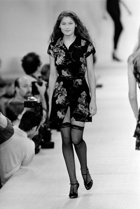 LAETITIA CASTA at Ralph Lauren Spring 1995 Ready to Wear Runway Show in New York 11/02/1994