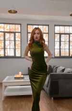 LARISSA OPTIZ - Instagram Photos 11/15/2025