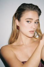 LIZZY GREENE - LACMA Art+Film Gala Photoshoot, November 2025