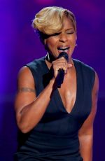 MARY J. BLIGE at A Very Grammy Christmas 11/18/2014