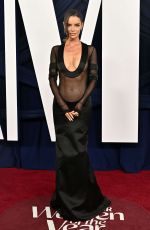 MAURA HIGGINS at 2025 Glamour Women Of The Year Awards at Plaza Hotel in New York 11/04/2025