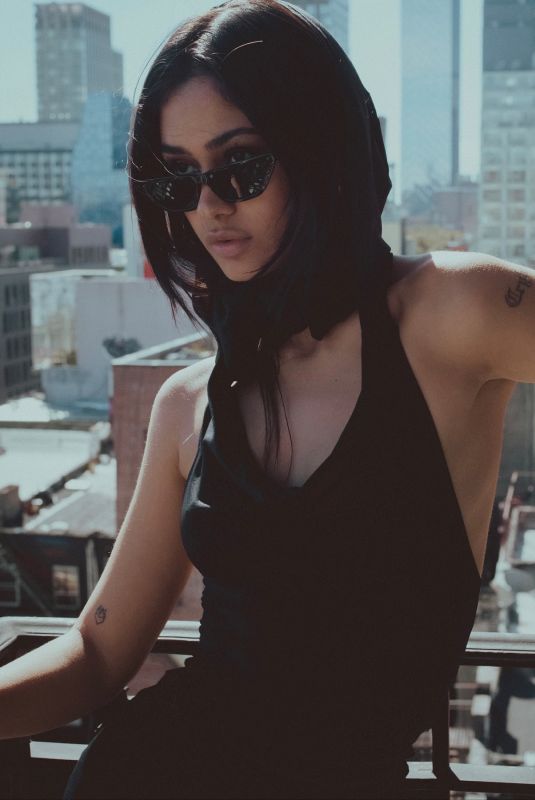 NAAZ TORBATI – Instagram Photos 11/17/2025