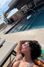 NAZANIN MANDI - Instagram Photos 11/12/2025