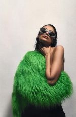NAZANIN MANDI - Instagram Photos 11/20/2025