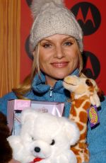 NICOLETTE SHERIDAN at Motorola 6th Anniversary Holiday Party in Los Angeles 12/02/2004