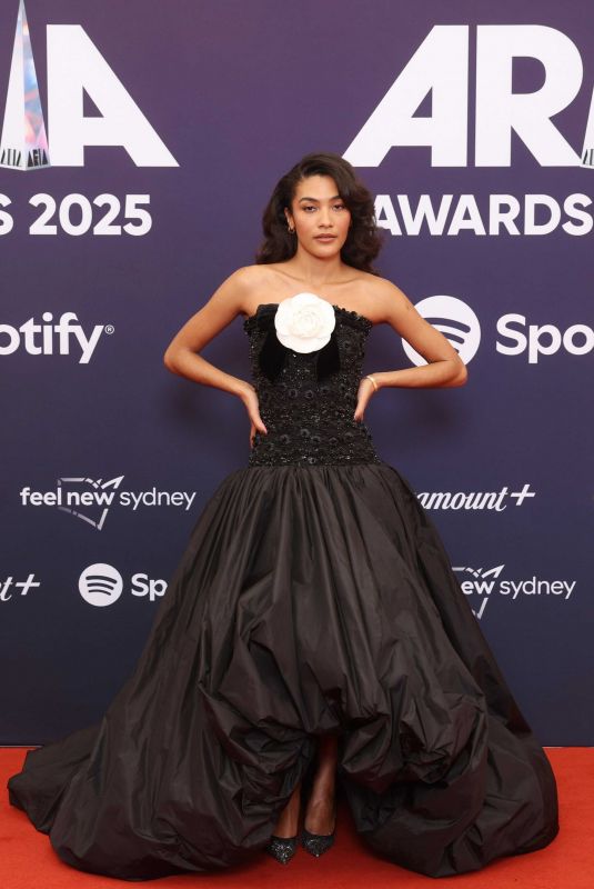 OLIVIA DEAN at 2025 ARIA Awards at Hordern Pavilion in Sydney 11/19/2025